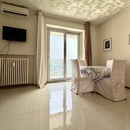 Apartment Panoramico *